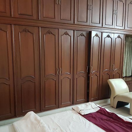 Alpine Glow Residencia - Crest Hotel Hyderabad Exterior foto